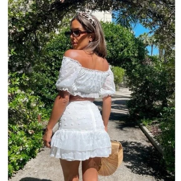 White Short Sleeve Off Shoulder Crop Top and High Waist Mini Skirt Two Piece Set - Picture 9 of 16